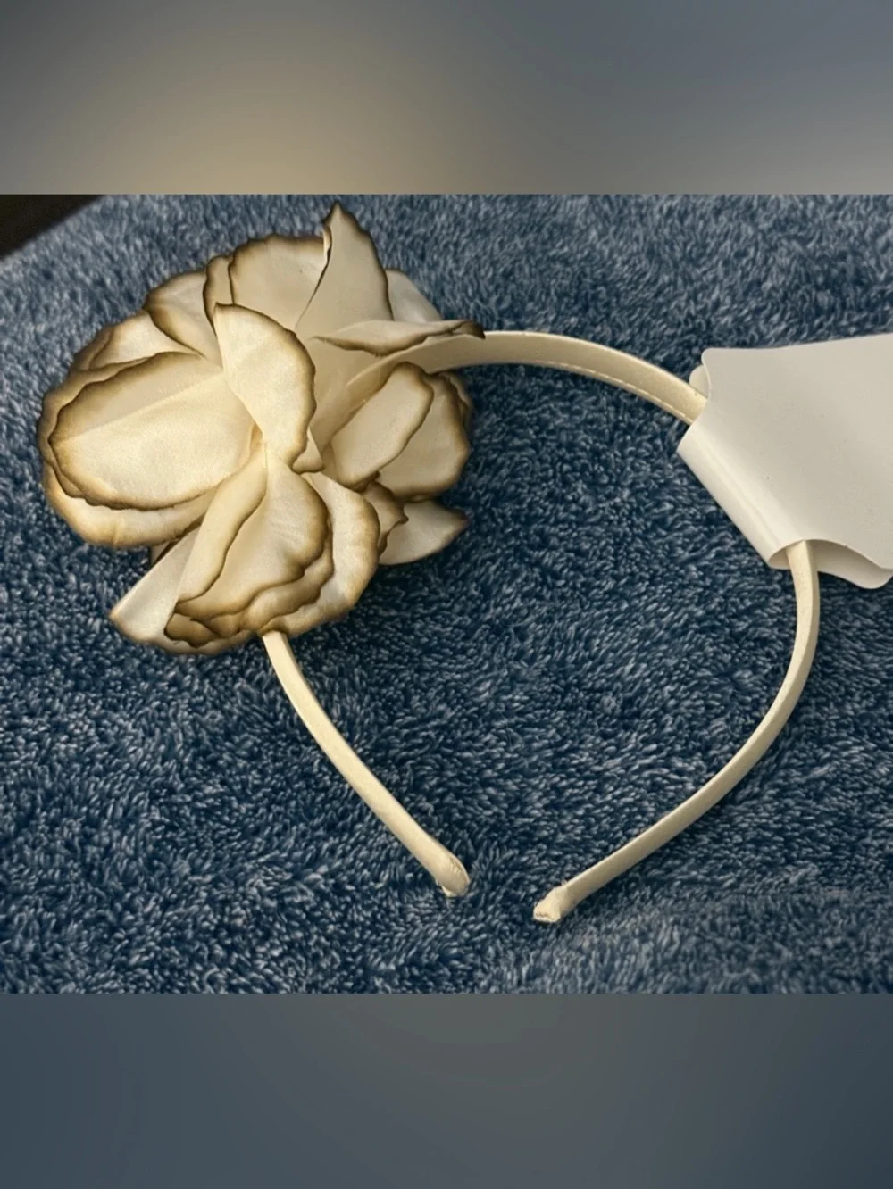 Elegant Cream Flower Headband NWT